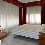 Aragon Hotel