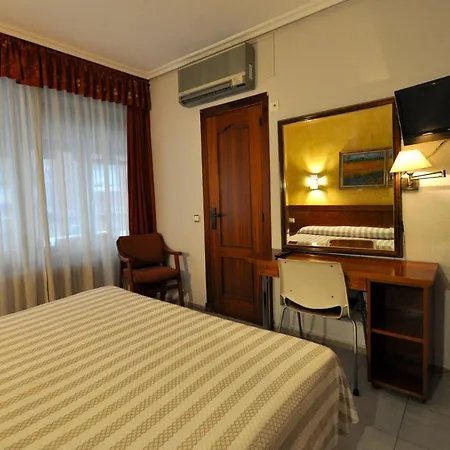 Hotel Aragon *